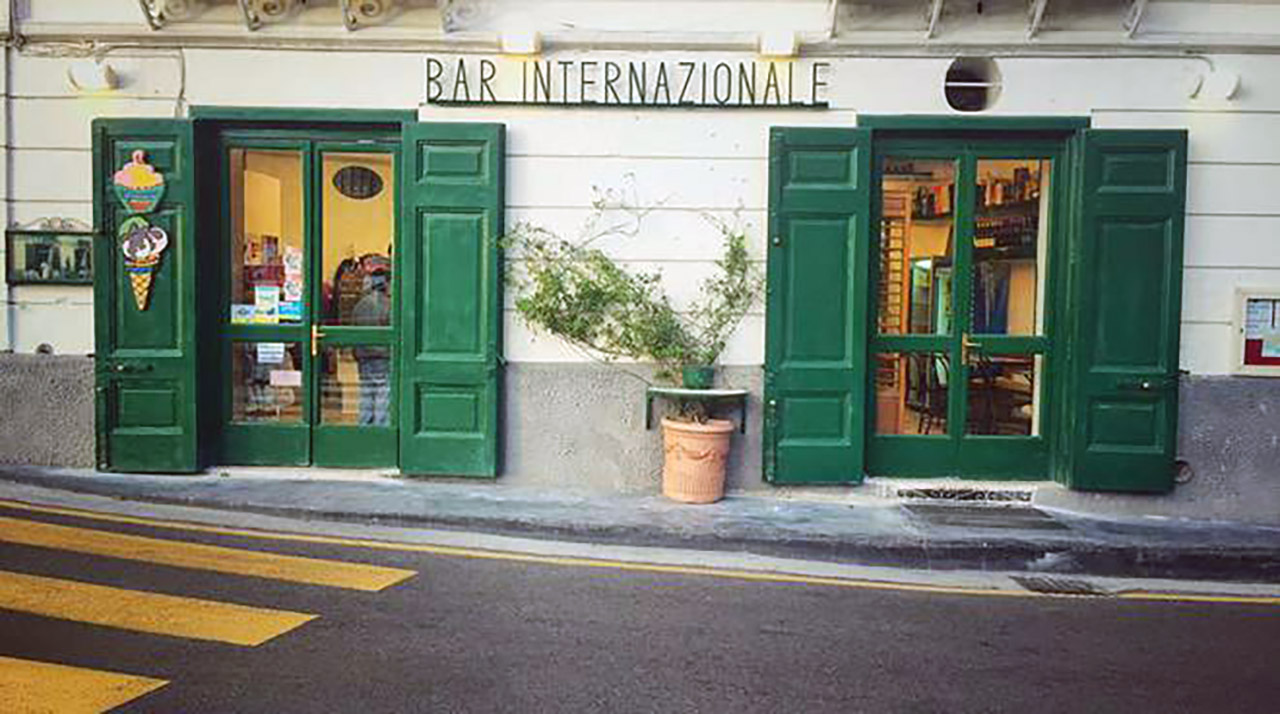 L'Internazionale a Positano, bar iconico in Costa d'Amalfi