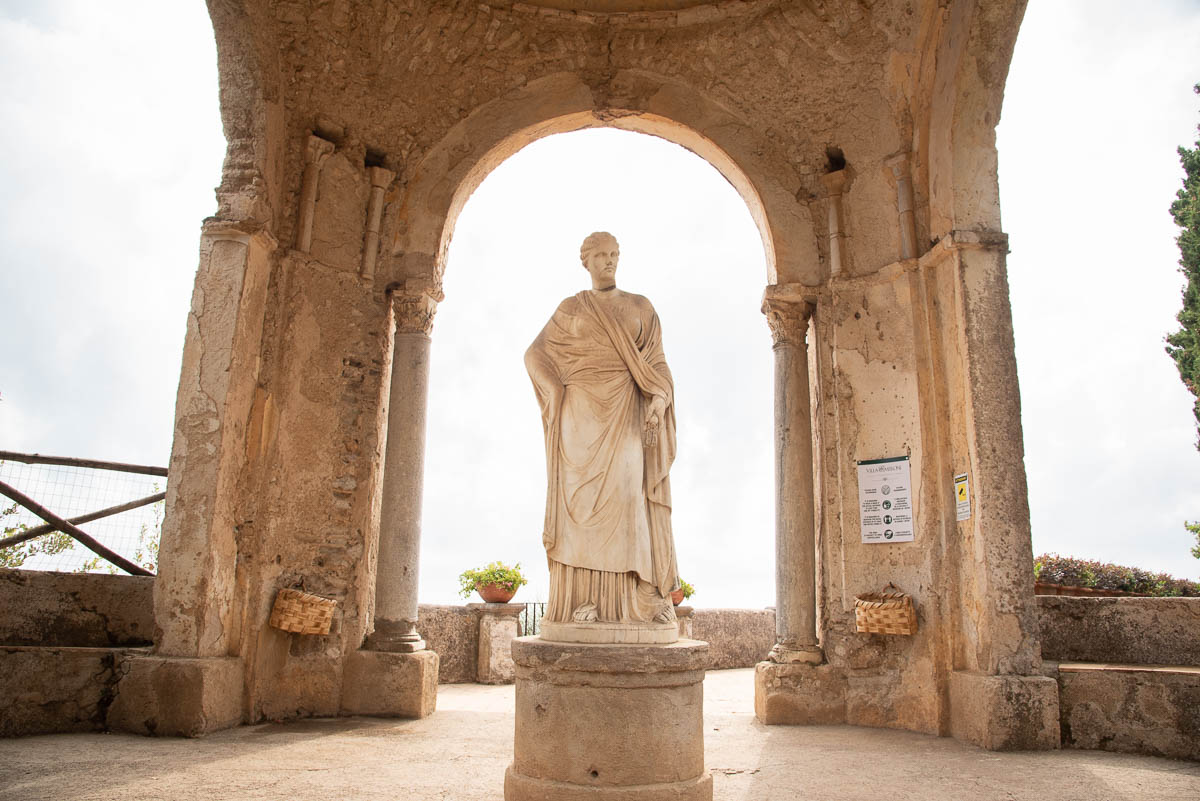 Revello statua di Cecere