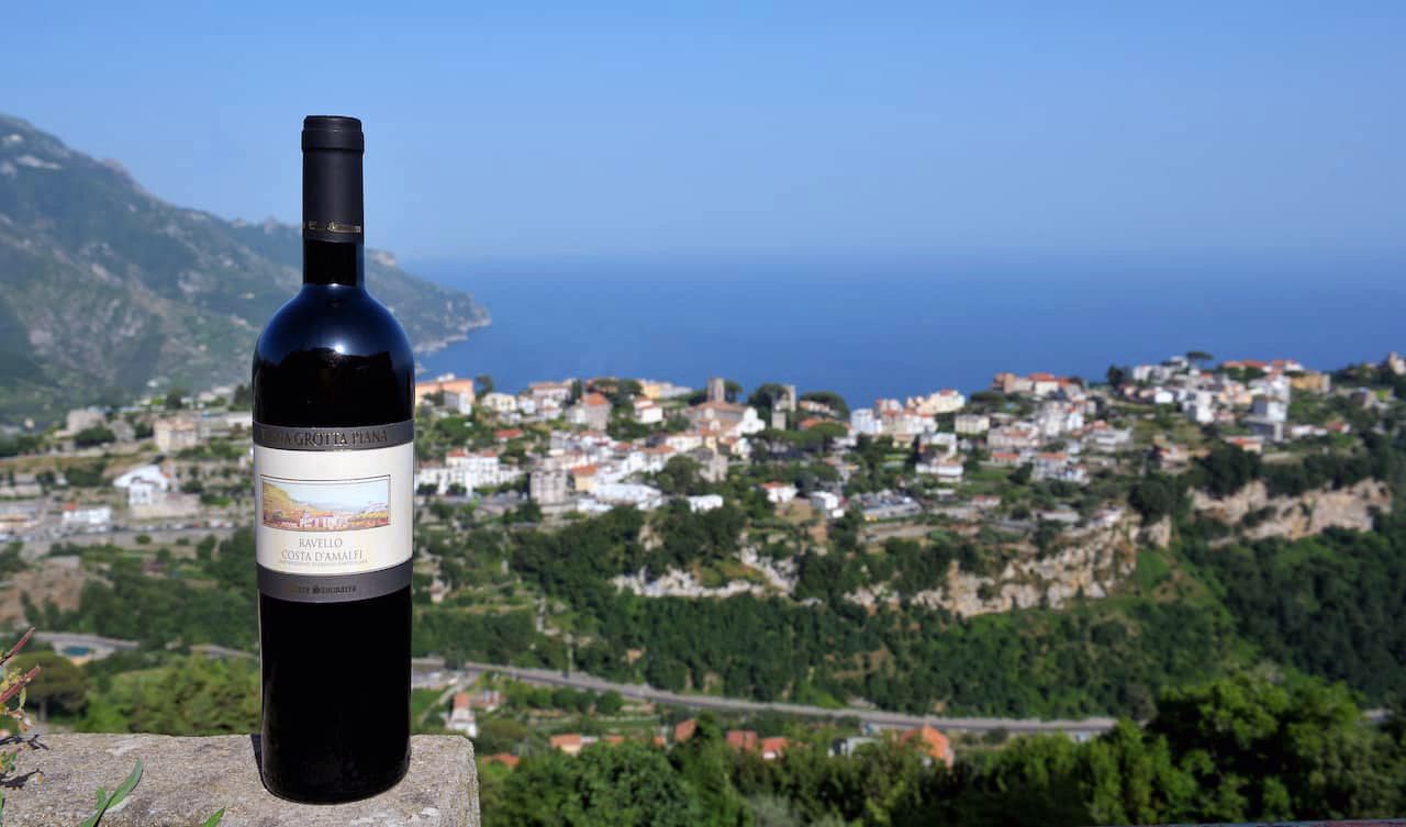 I vini dell'Estate in Costa d'Amalfi. Vigna Grotta Piana, il cru della Casa Vinicola Ettore Sammarco