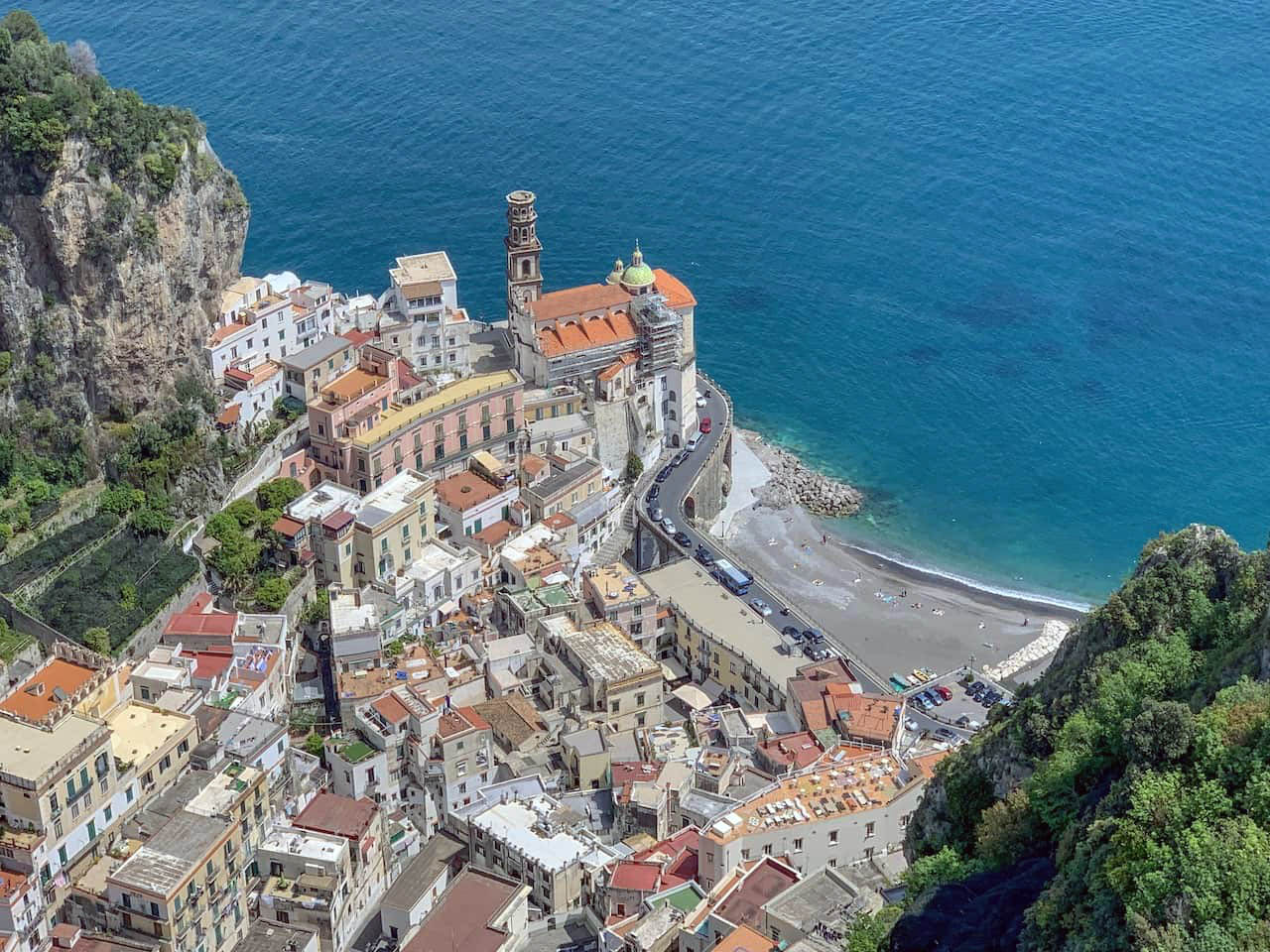 Vista sul Borgo di Atrani dal Monte Aureo, in Costa d'Amalfi